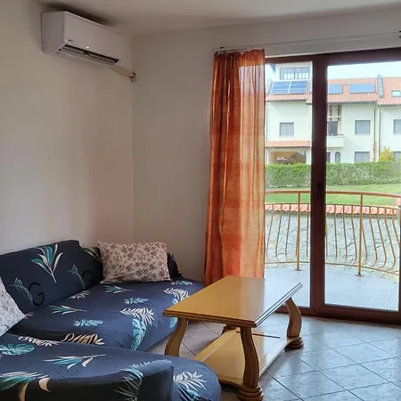 Apartamento Blue Sky Sinemoretz